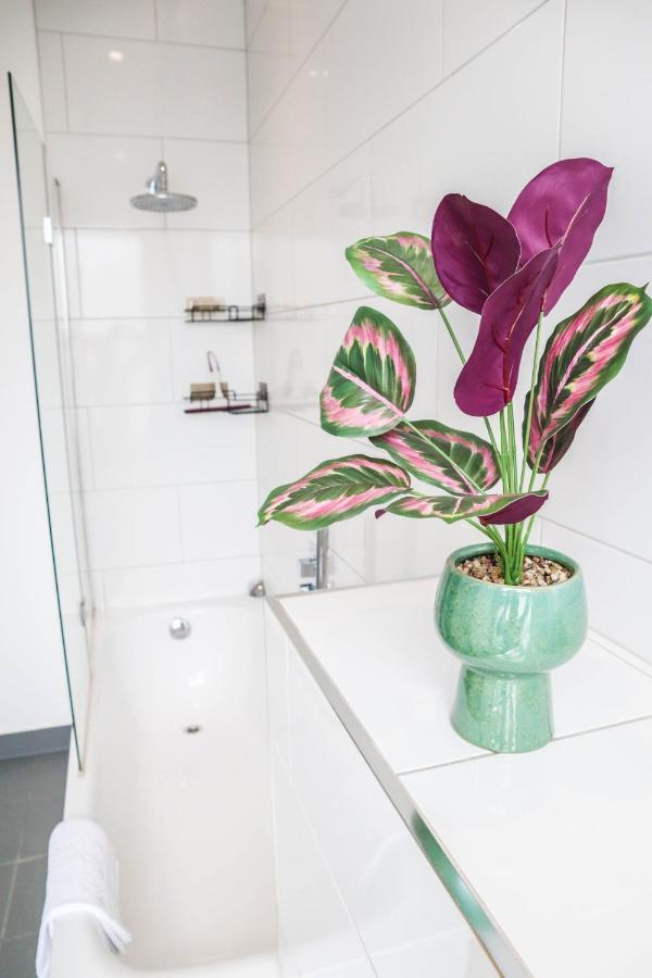 Modern & Spacious 1 Bedroom Clapham Junction Flat 伦敦 外观 照片