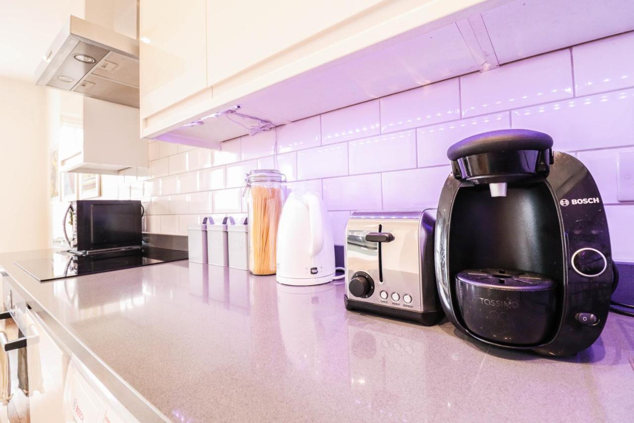 Modern & Spacious 1 Bedroom Clapham Junction Flat 伦敦 外观 照片